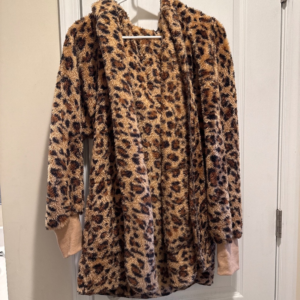 Cheetah sweater